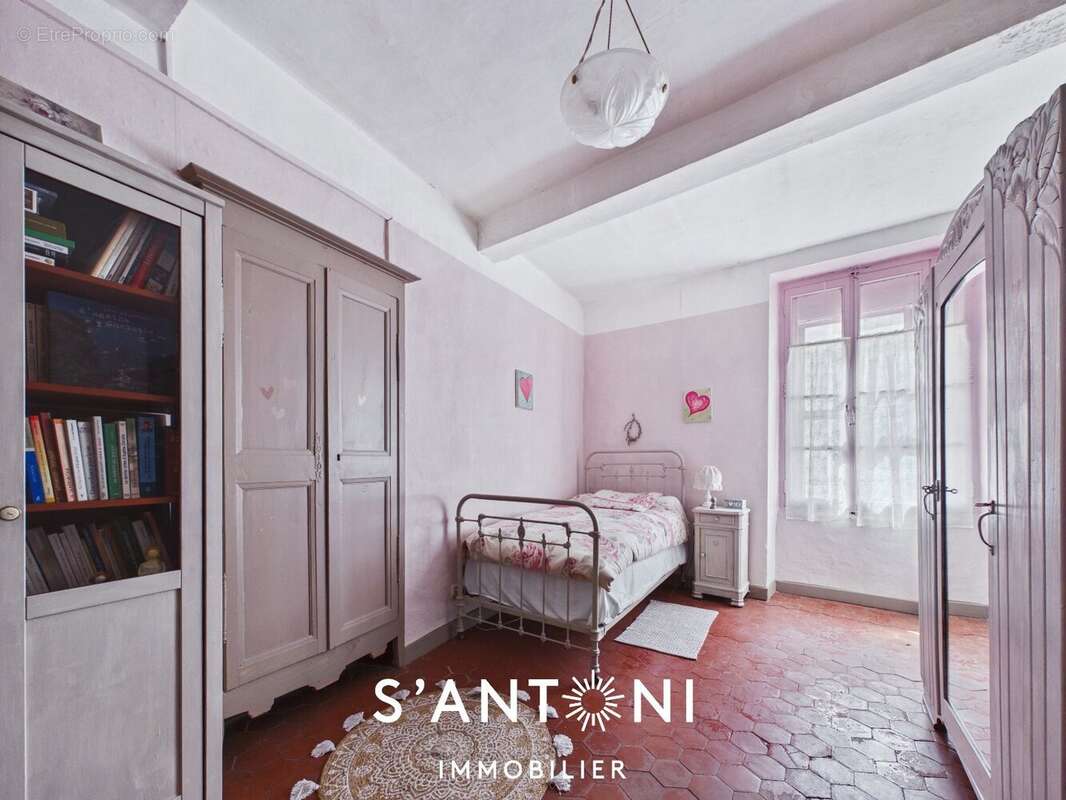 Maison à BESSAN