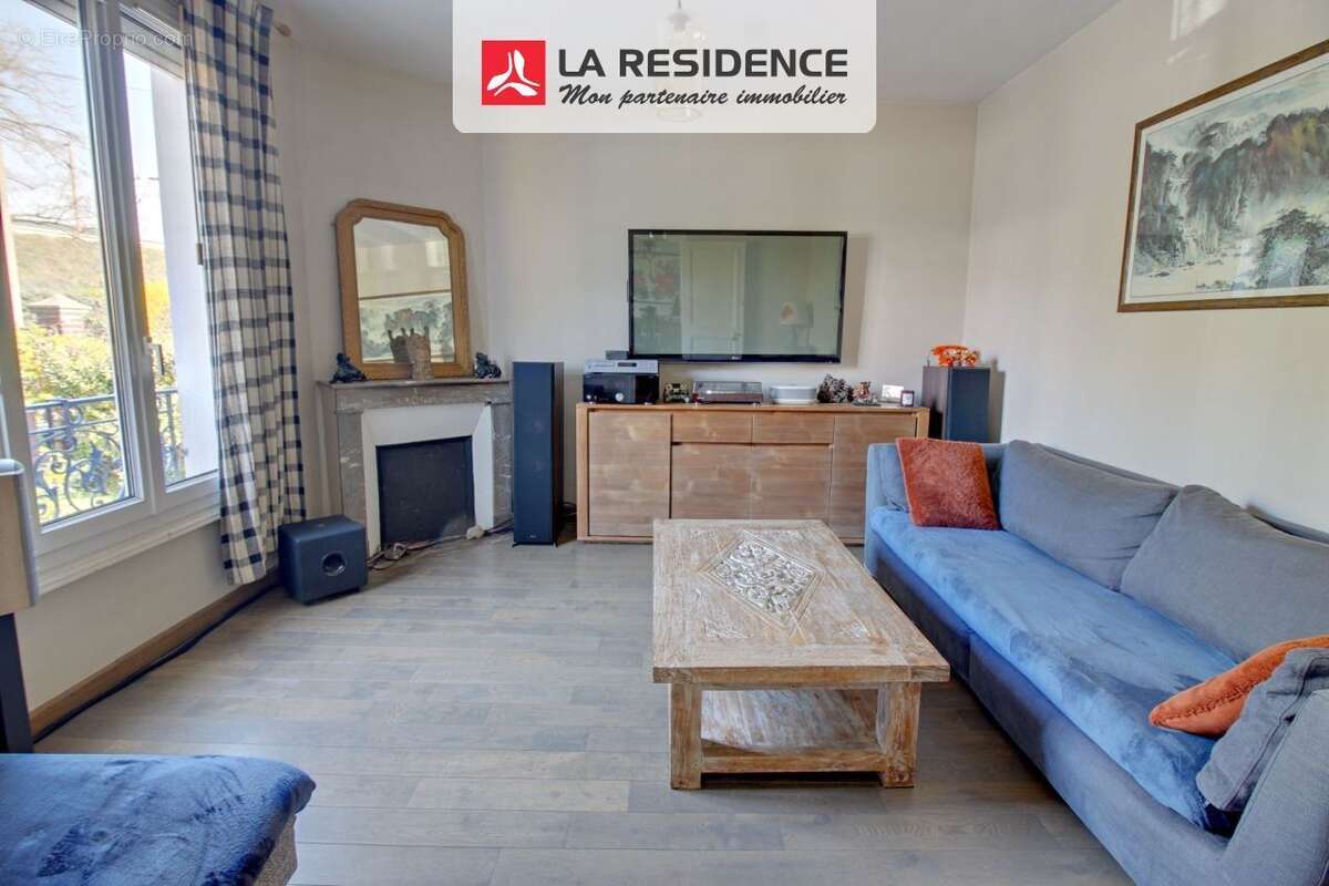 Maison 118 m² à Conflans-Sainte-Honorine  - photo 2