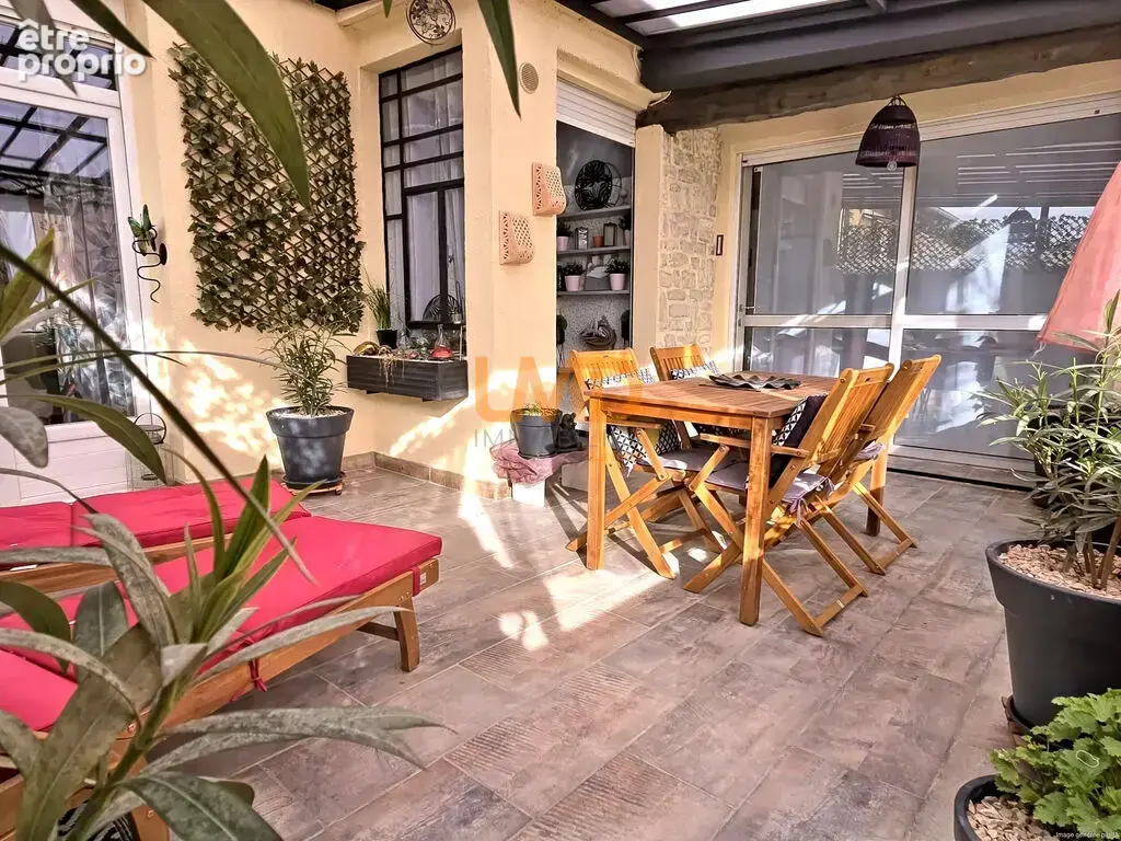 Appartement en ville : terrasse, garage et vue sur la colline ! - photo 25