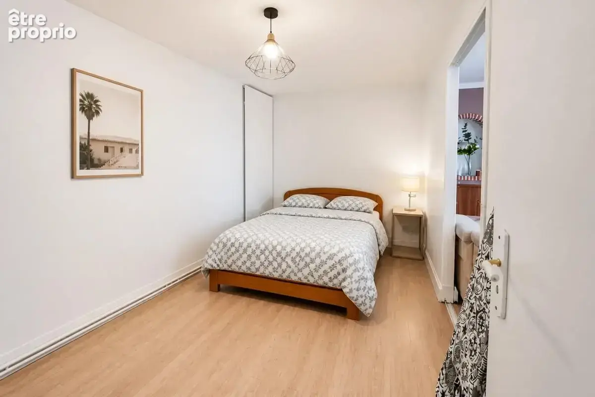 Immeuble de rapport de 130 m² à Poitiers - photo 4
