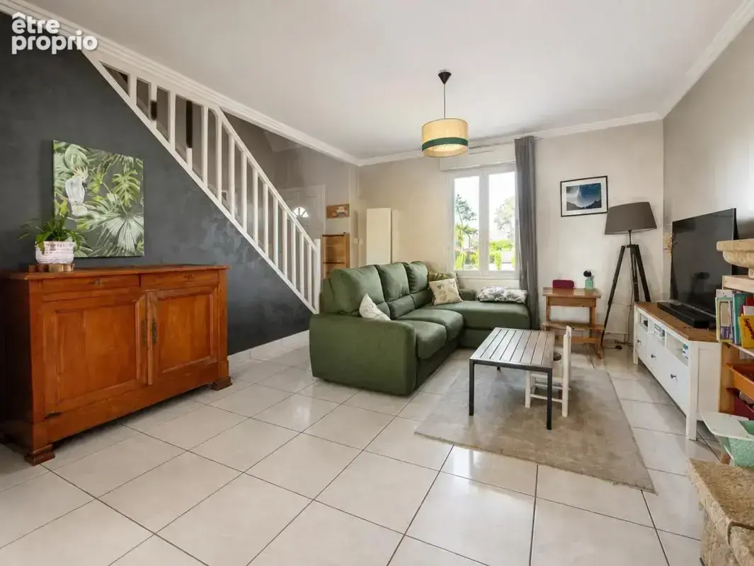 Maison individuelle 6 pièces 125,30 m² avec terrain de 1 900 m² - photo 2