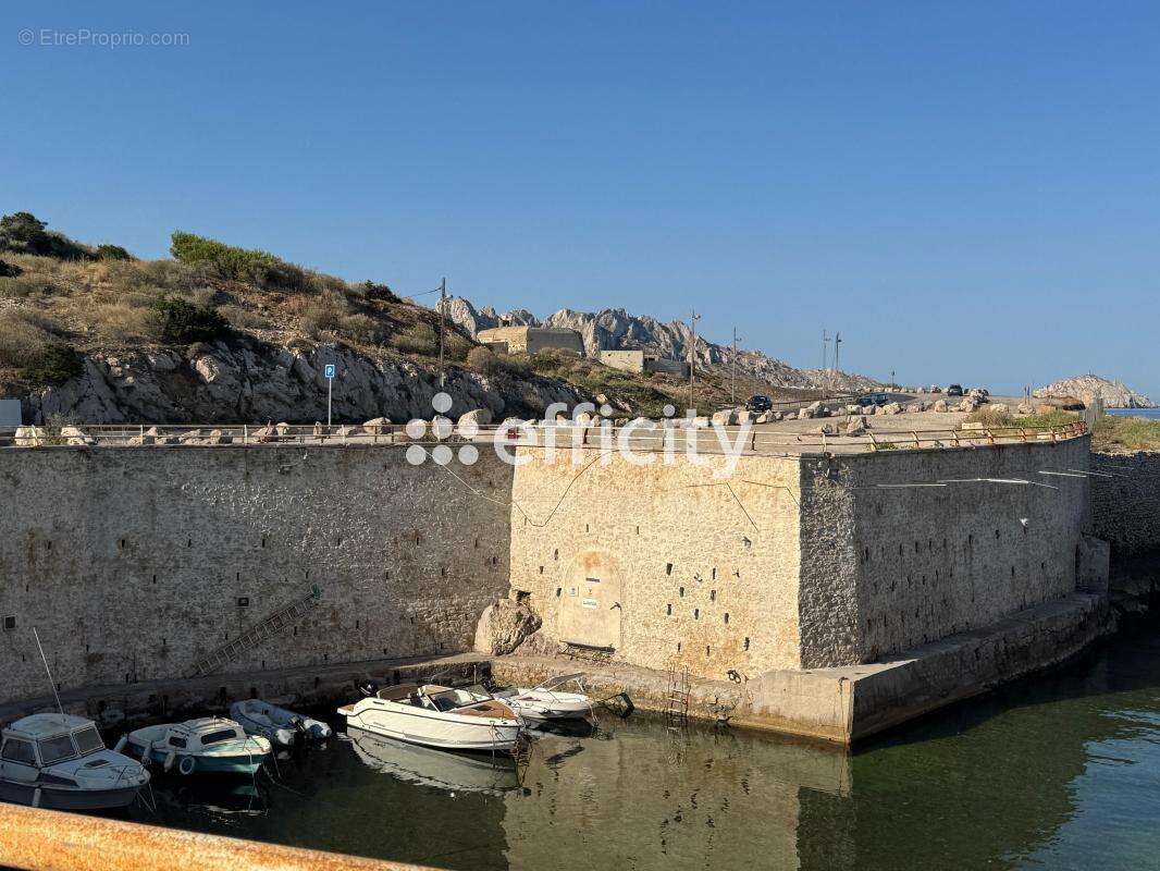 Maison à MARSEILLE-8E