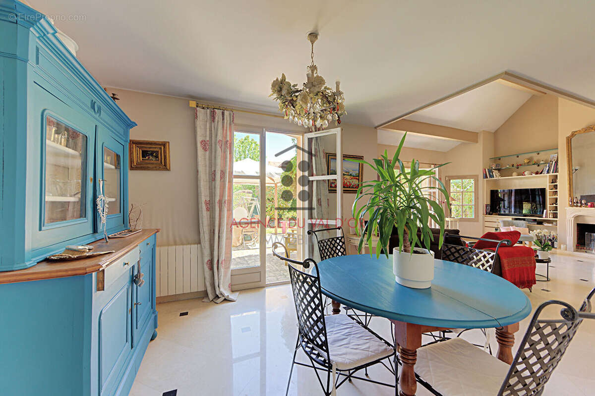 Maison à RUEIL-MALMAISON
