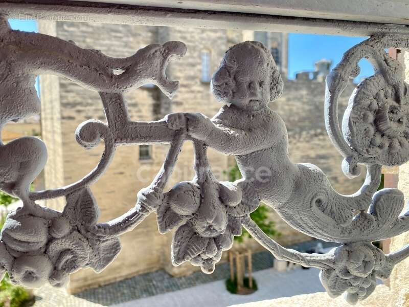 Appartement à UZES