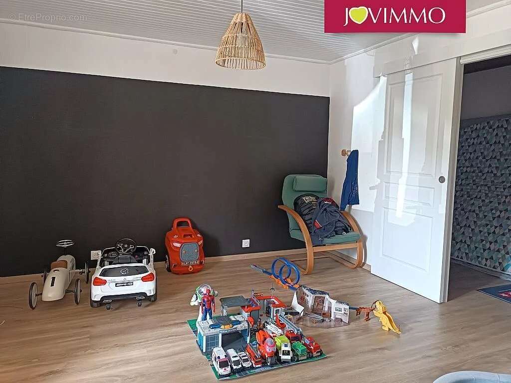 Maison à PREVERANGES