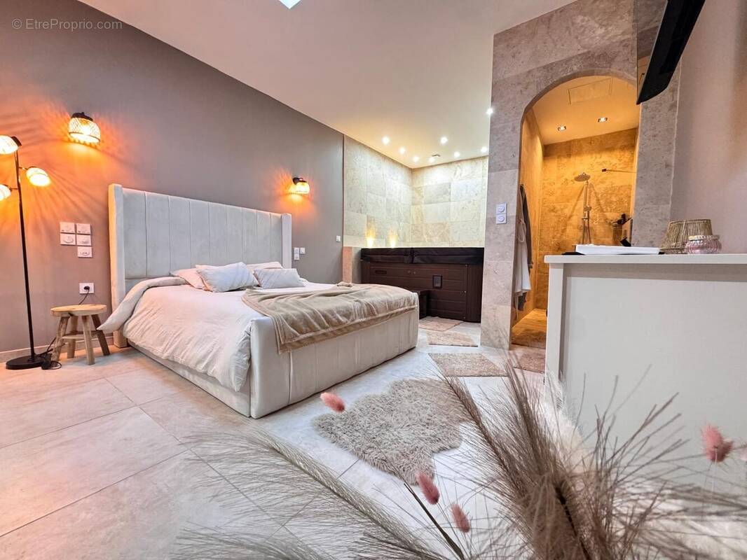 Commerce à SOISSONS