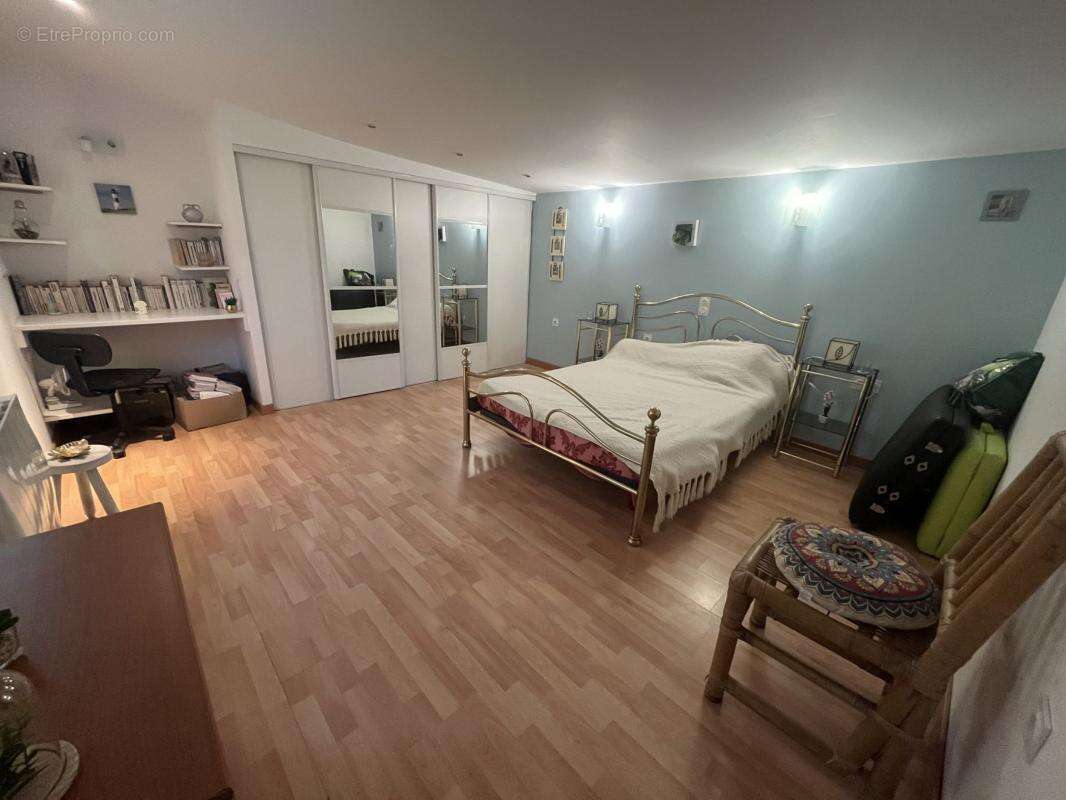 Maison à SAINT-JUNIEN