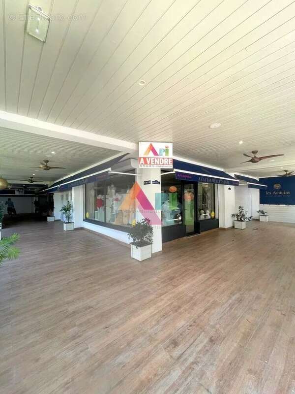 Commerce à SAINT-MARTIN