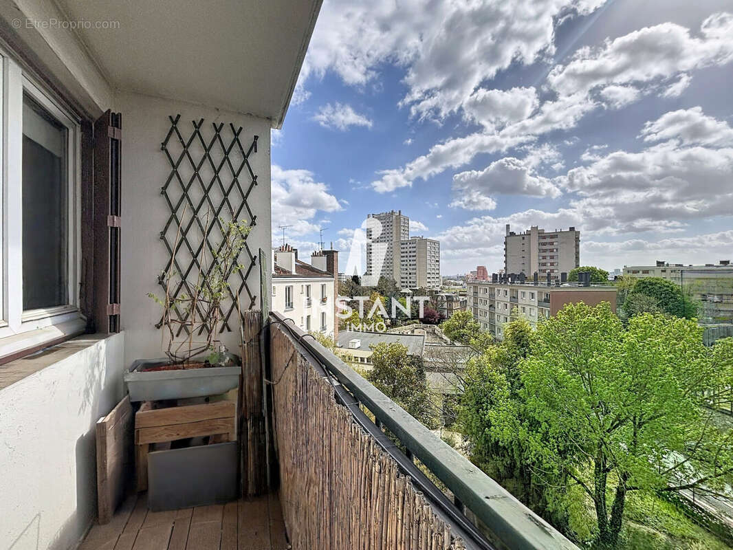 Appartement à CHARENTON-LE-PONT