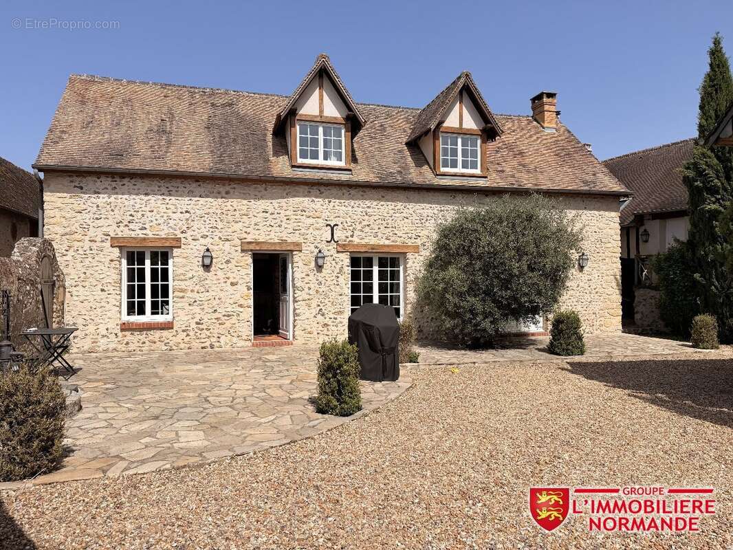Maison à PACY-SUR-EURE