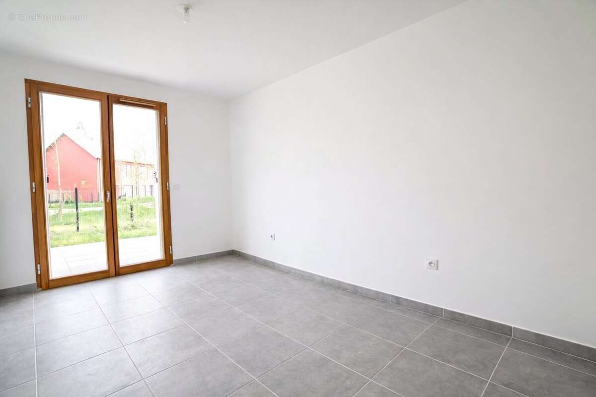 Appartement à SERRIS