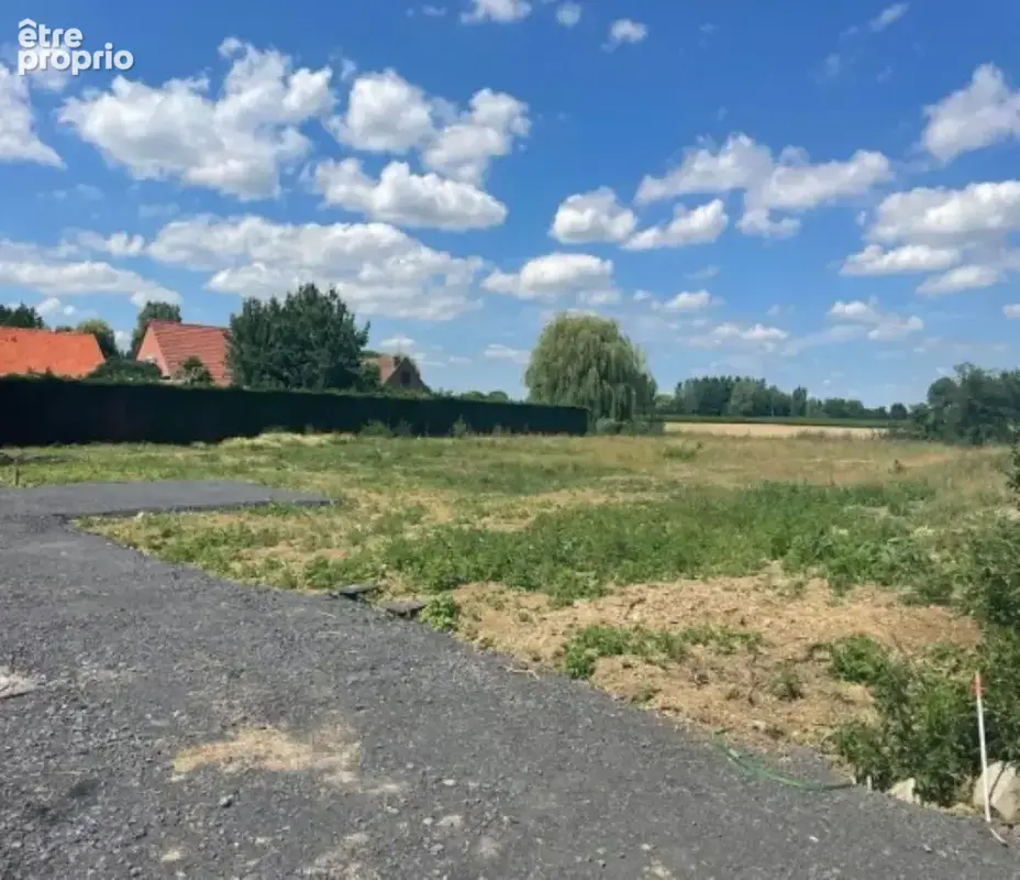 Terrain à LA COUTURE