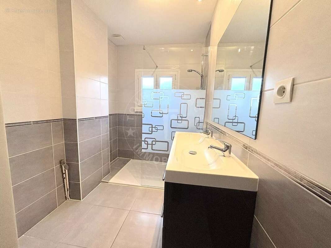 Appartement à SEYNOD