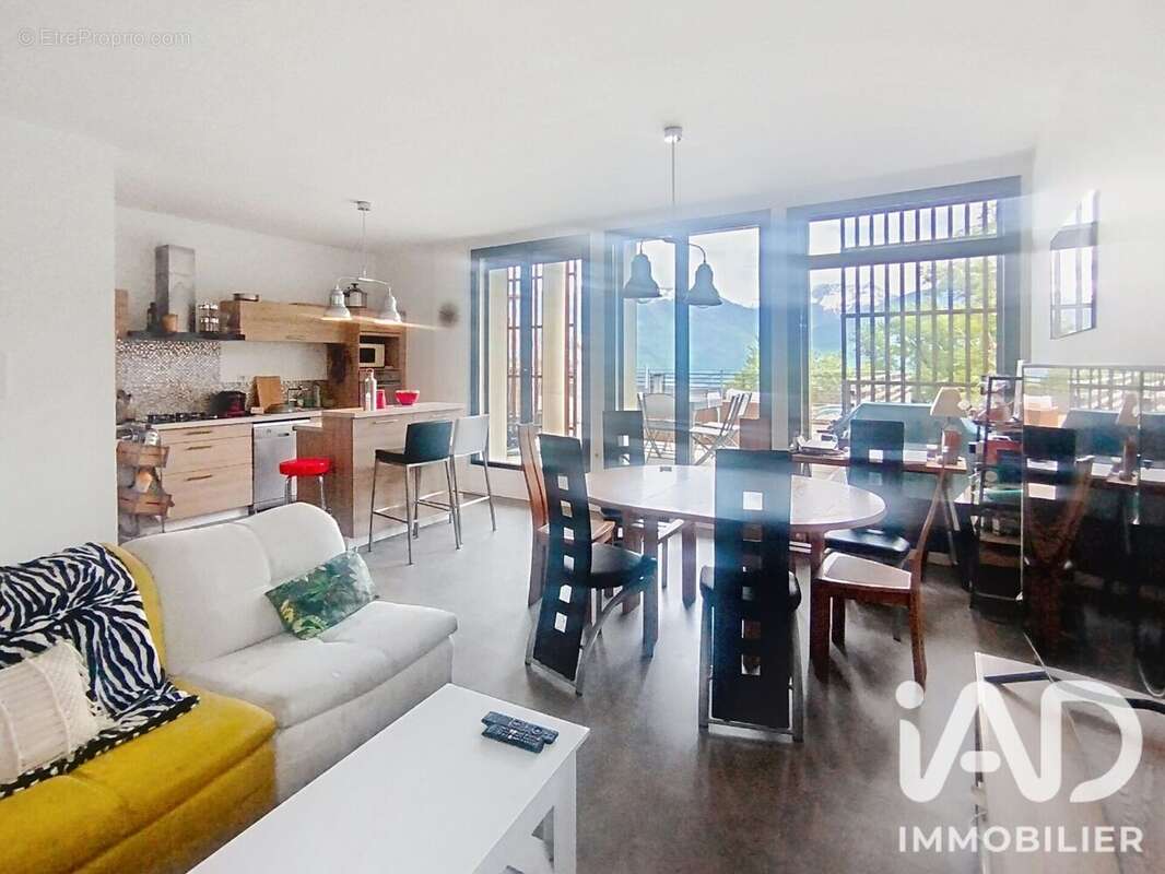Appartement 87 m² à Mercury  - photo 8