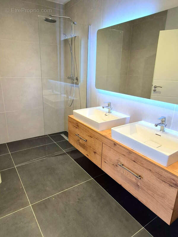 Magnifique villa de 2024-T4 de 130 m2- Saint Cergues - photo 15