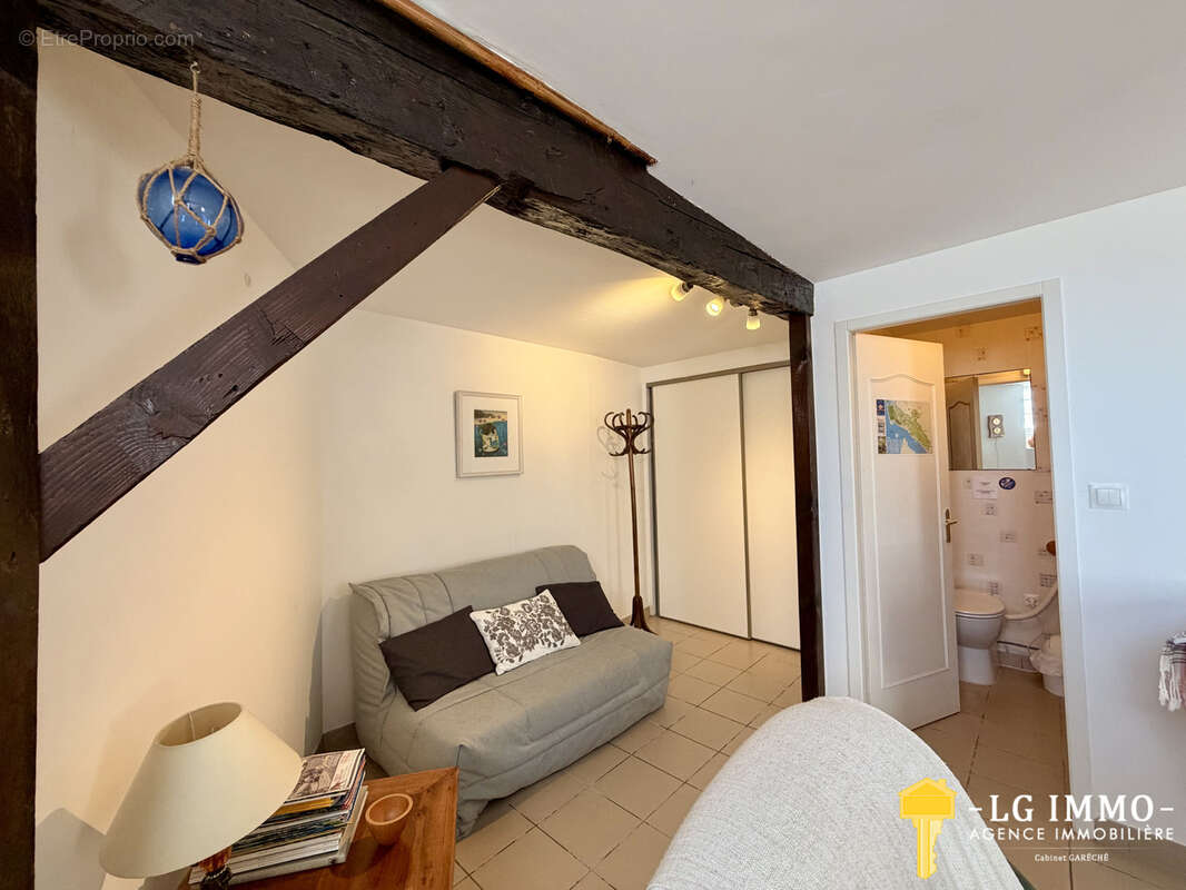 Maison à MORTAGNE-SUR-GIRONDE