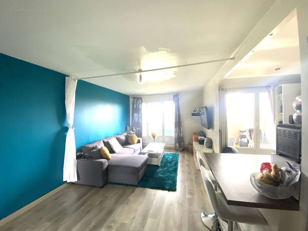 Appartement à EPINAY-SUR-SEINE