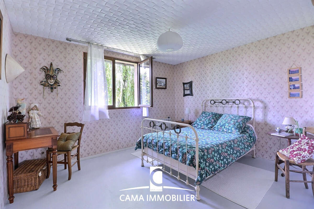 Maison à FONTENAY-LE-FLEURY