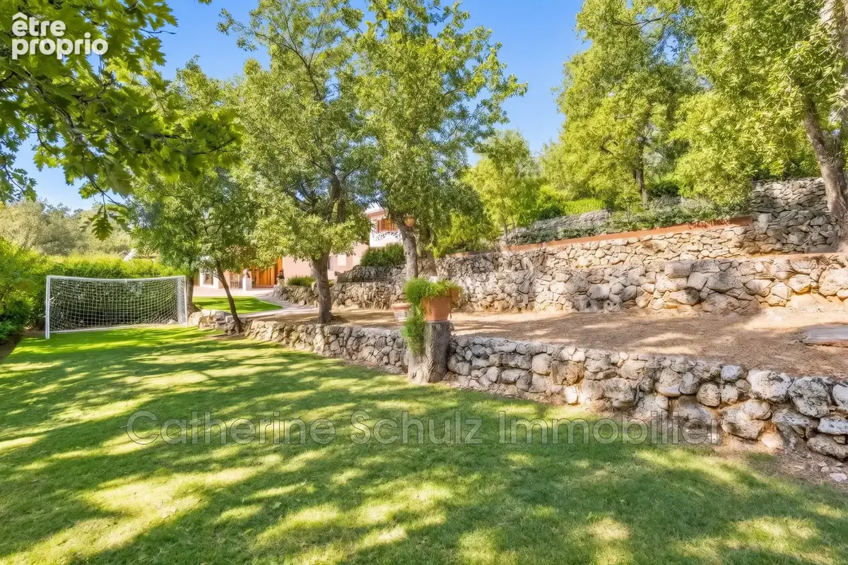 Maison 272 m² à vendre à Saint-Paul-En-Foret (83440) - photo 5
