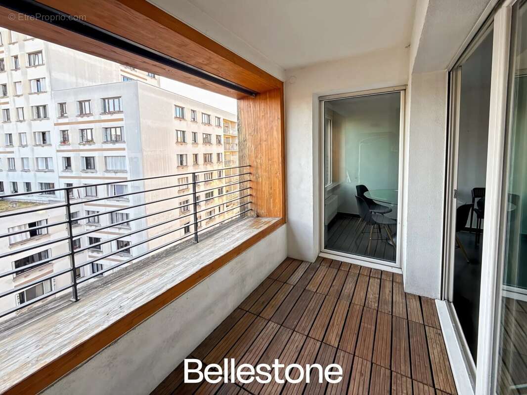 Appartement à PARIS-19E