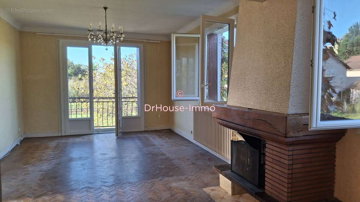 Maison à RAZAC-SUR-L'ISLE