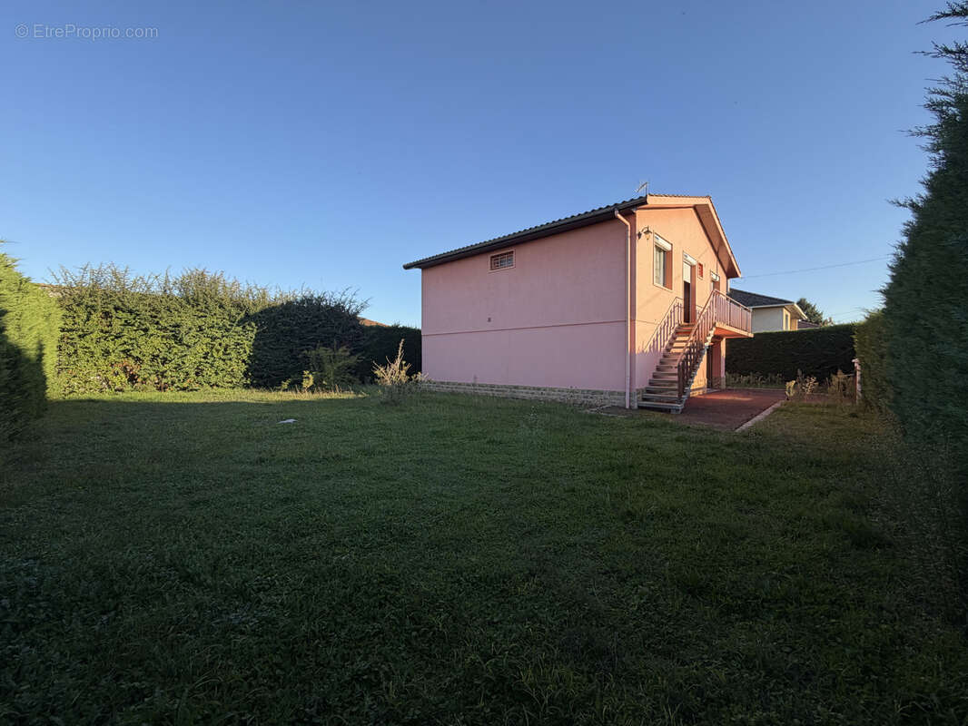 Maison à MABLY