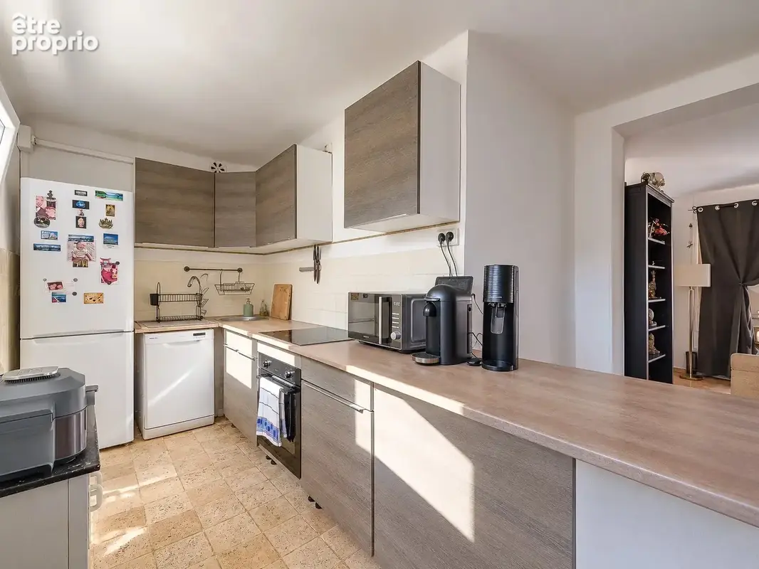 Marseille 7ème Saint-Lambert à vendre Appartement 3 pièces en dernier étage avec cave - photo 4