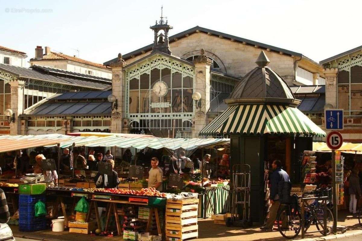 Autre à LA ROCHELLE