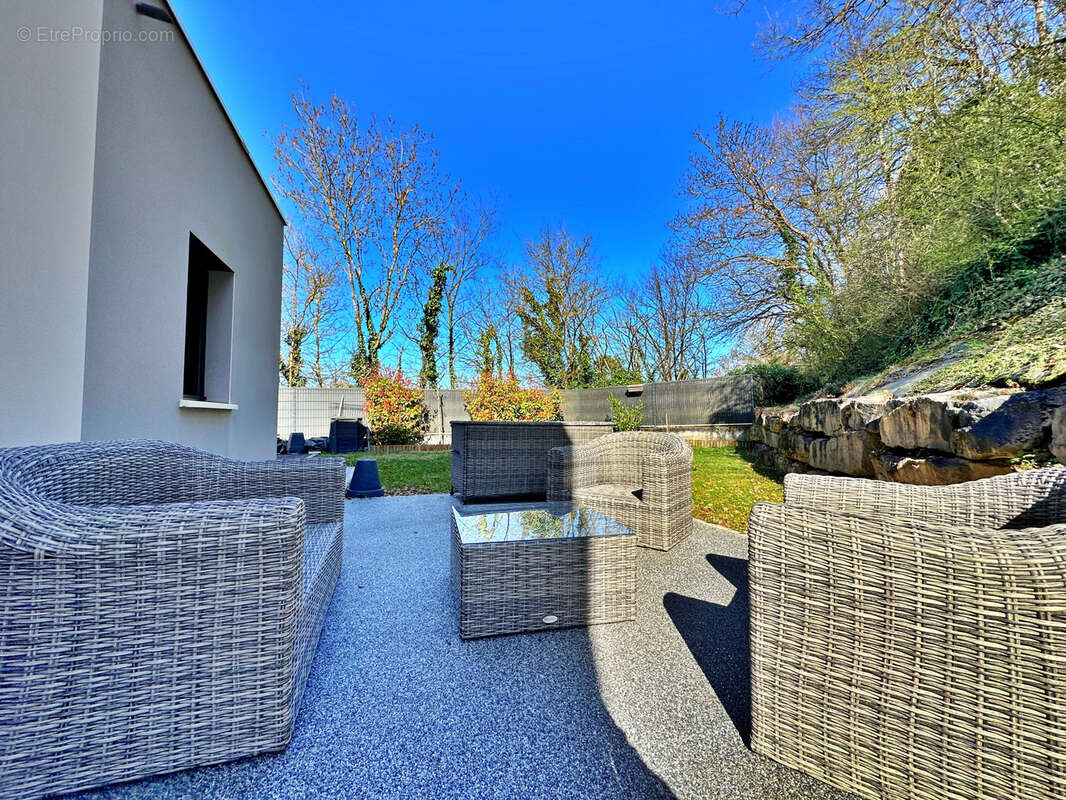 Maison à L'ISLE-D'ABEAU