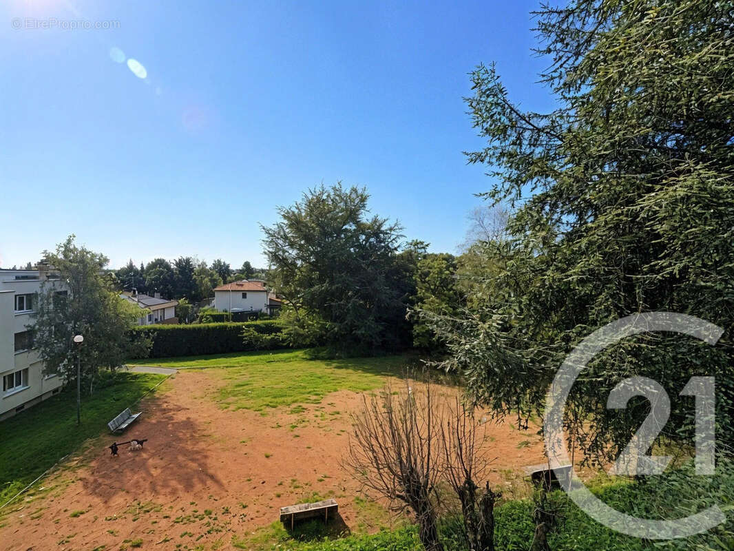 Appartement à SAINT-PRIEST