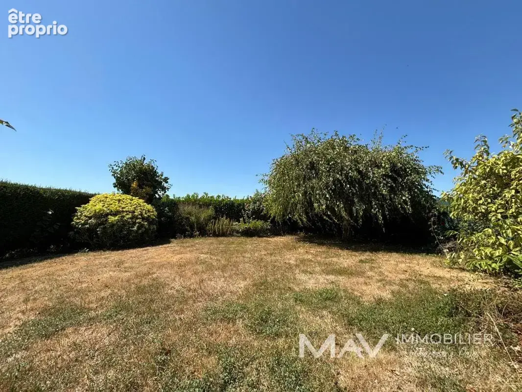 Saint-martin-lez-tatinghem - maison 3 chambres avec garage et jardin - photo 13