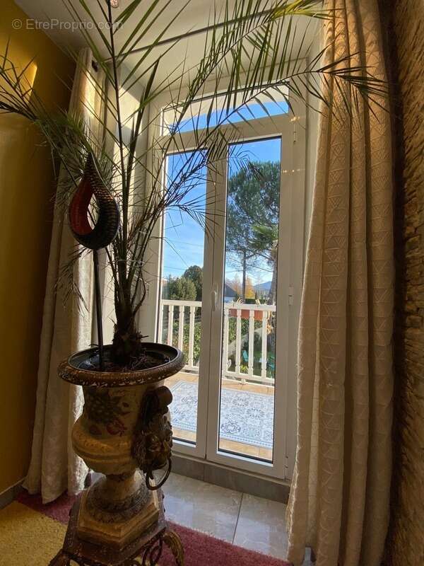 Maison à LAMARQUE-PONTACQ