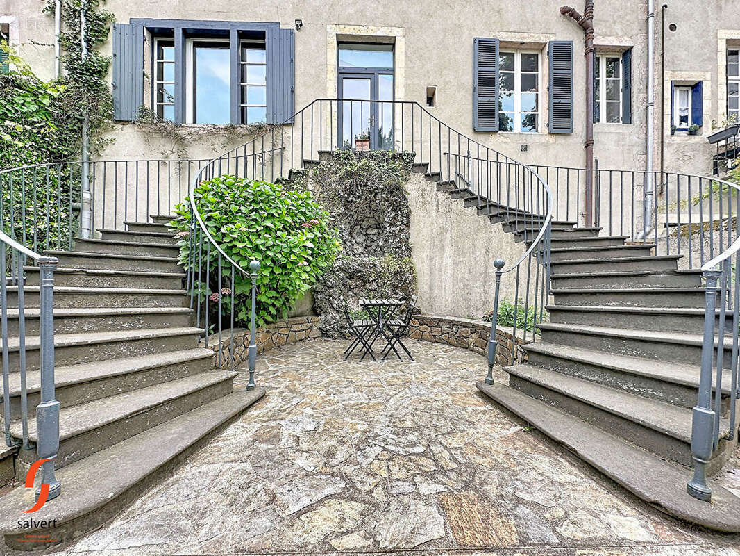 Maison à MONTLUCON