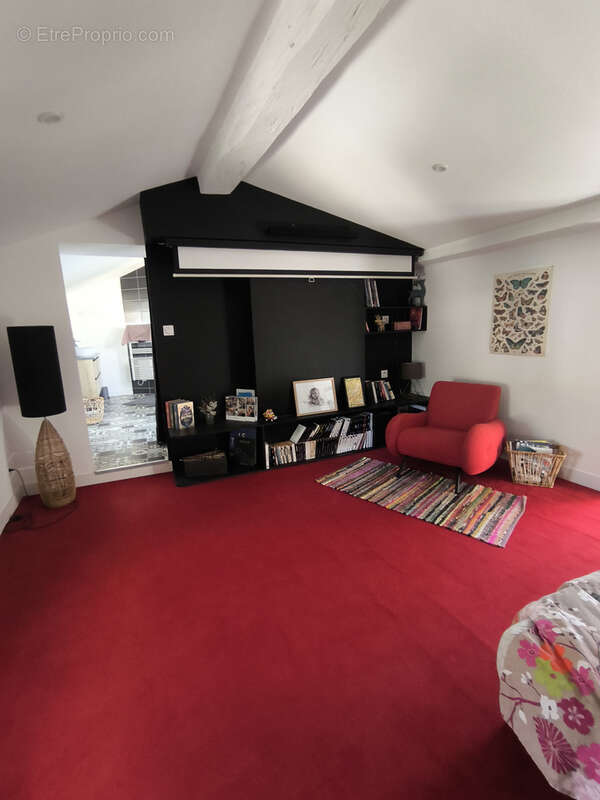 Maison à SAINT-LAURENT-DE-LA-CABRERISSE