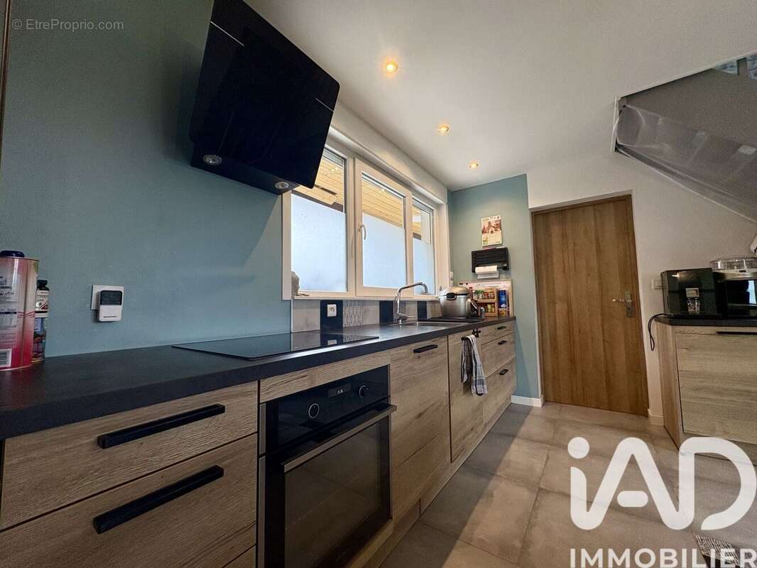 Maison 139 m² à Amplier  - photo 6