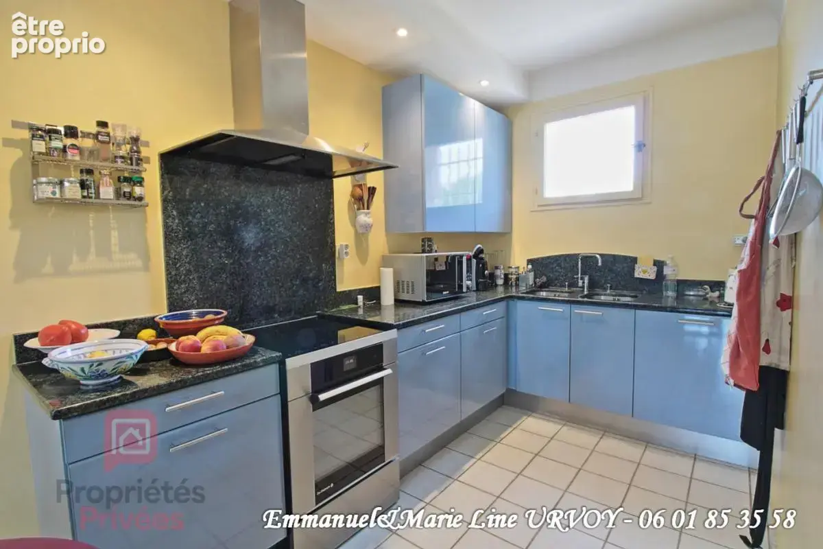A VENDRE - Barbentane. Quartier résidentiel, maison 3 chambres, garage, piscine - photo 5