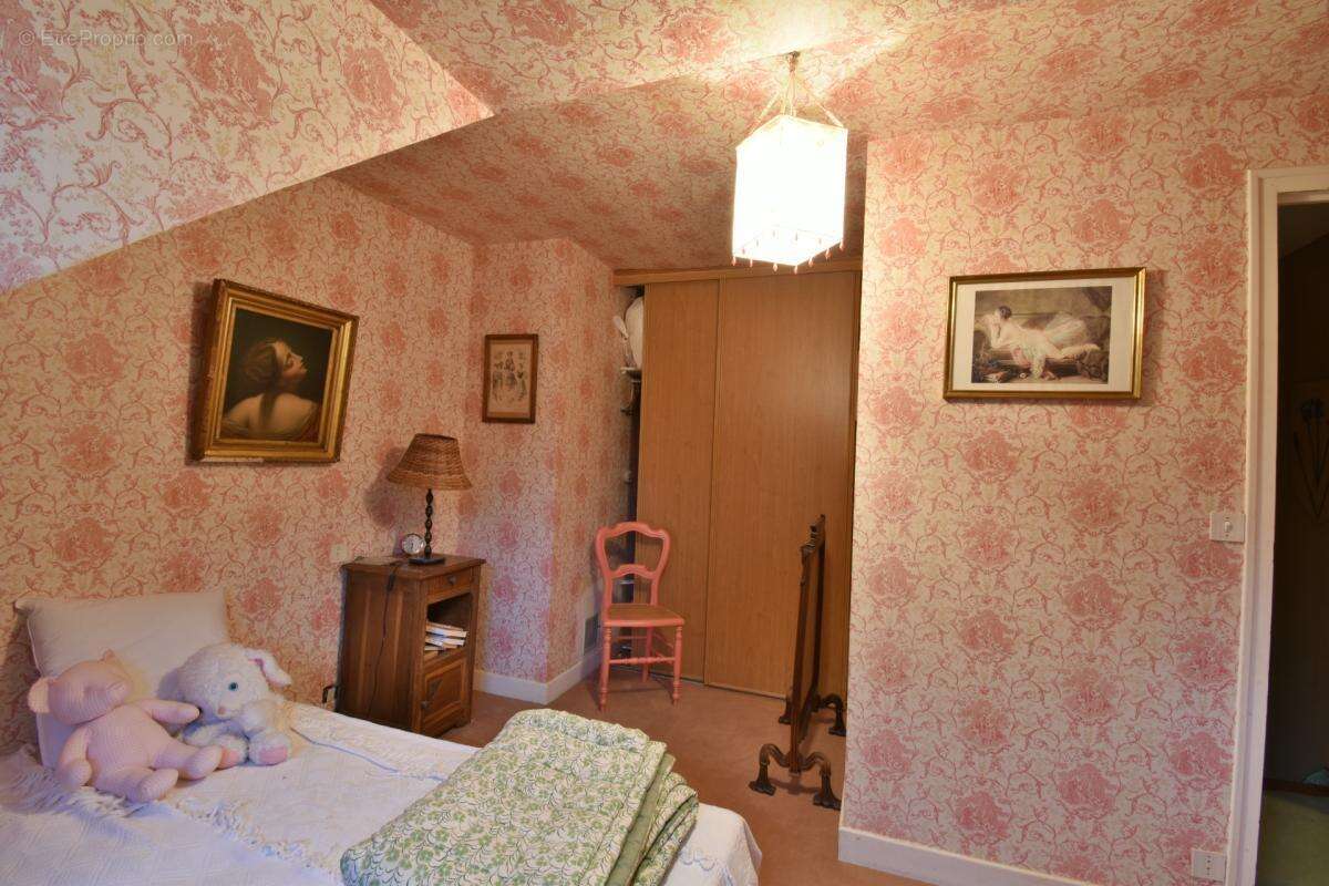 Maison 5 pièces, à deux pas de la Creuse - photo 12