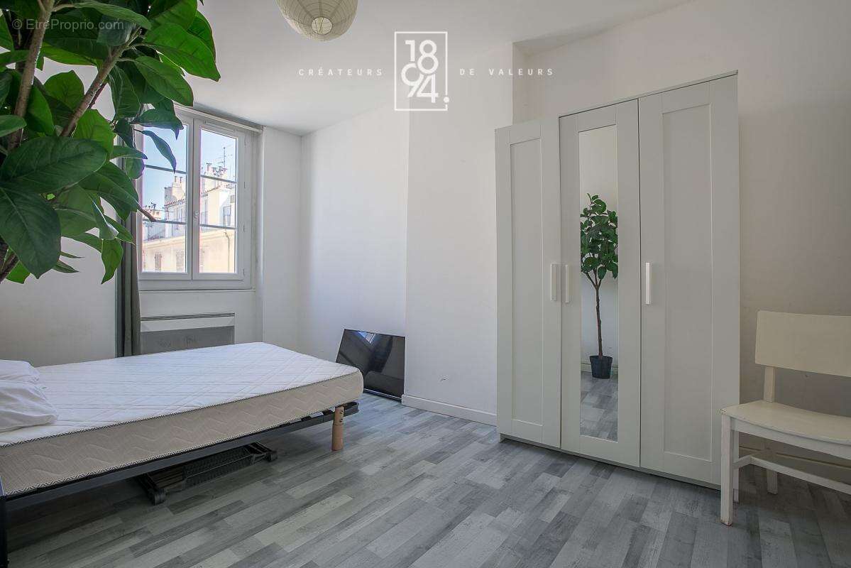 Appartement à MARSEILLE-6E
