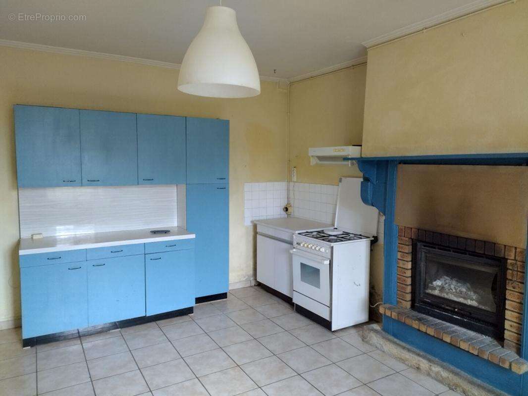 Maison à LA FEUILLEE