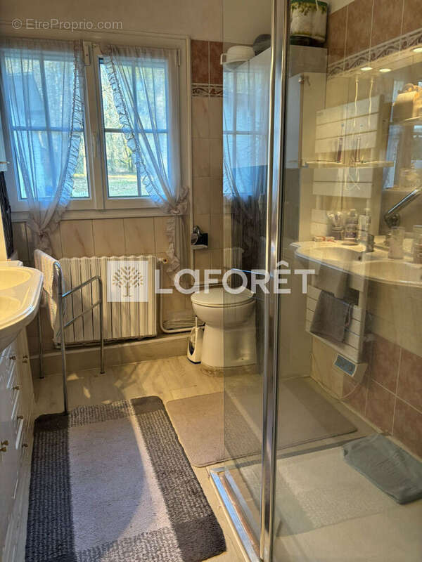 Maison Lamorlaye 6 pièce(s) 164 m2 - photo 9