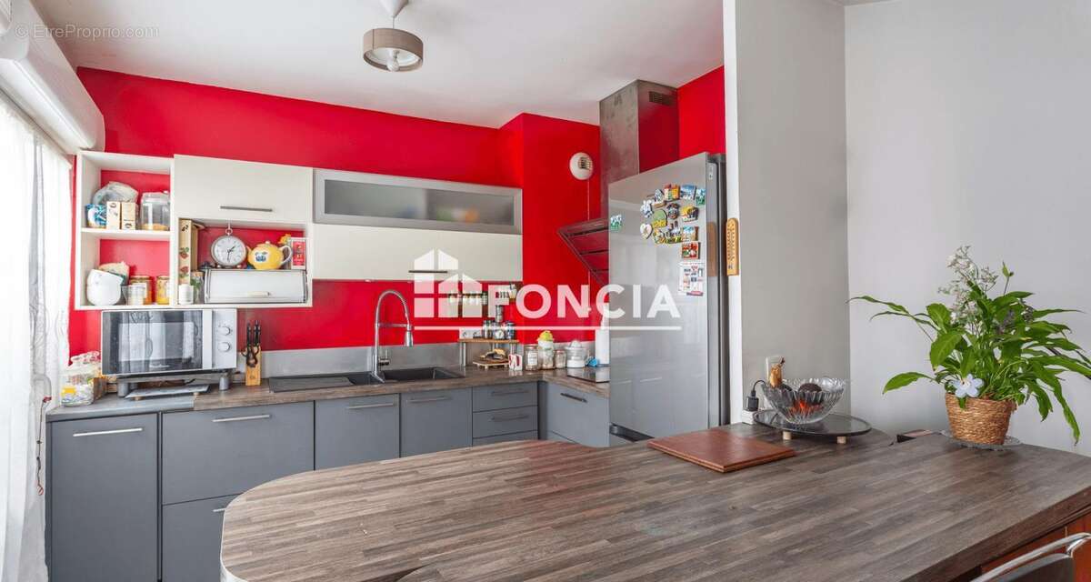 Appartement à MORANGIS