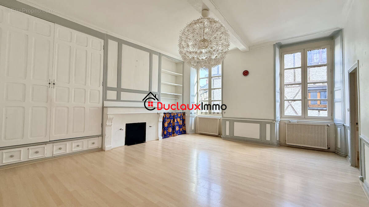 Appartement à AURILLAC