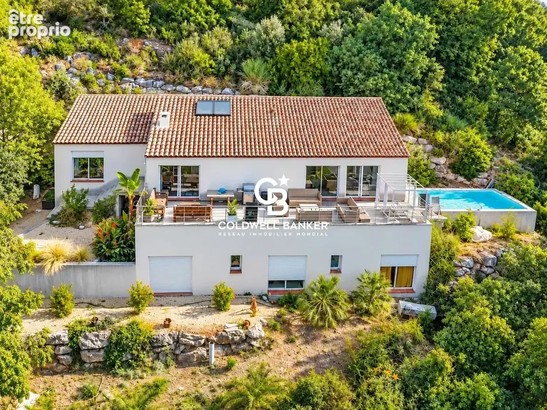 Exclusivité — Villa contemporaine provençale avec piscine et vue dégagée sur terrain de 3 000 m² — Draguignan - photo 1