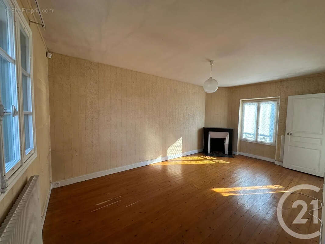 Maison à ROSNY-SUR-SEINE