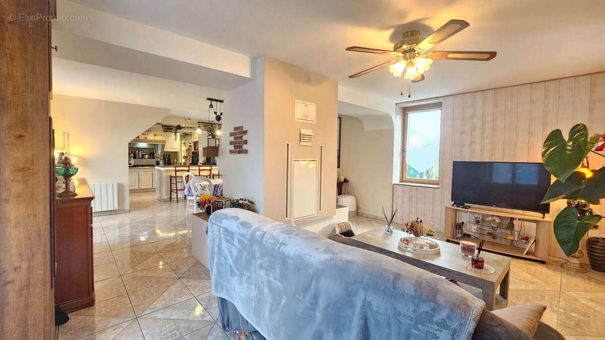 Maison à SAINT-MALO-DE-GUERSAC