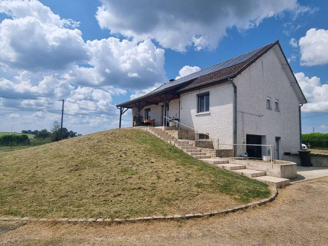 Photo 2 - Maison à CURDIN