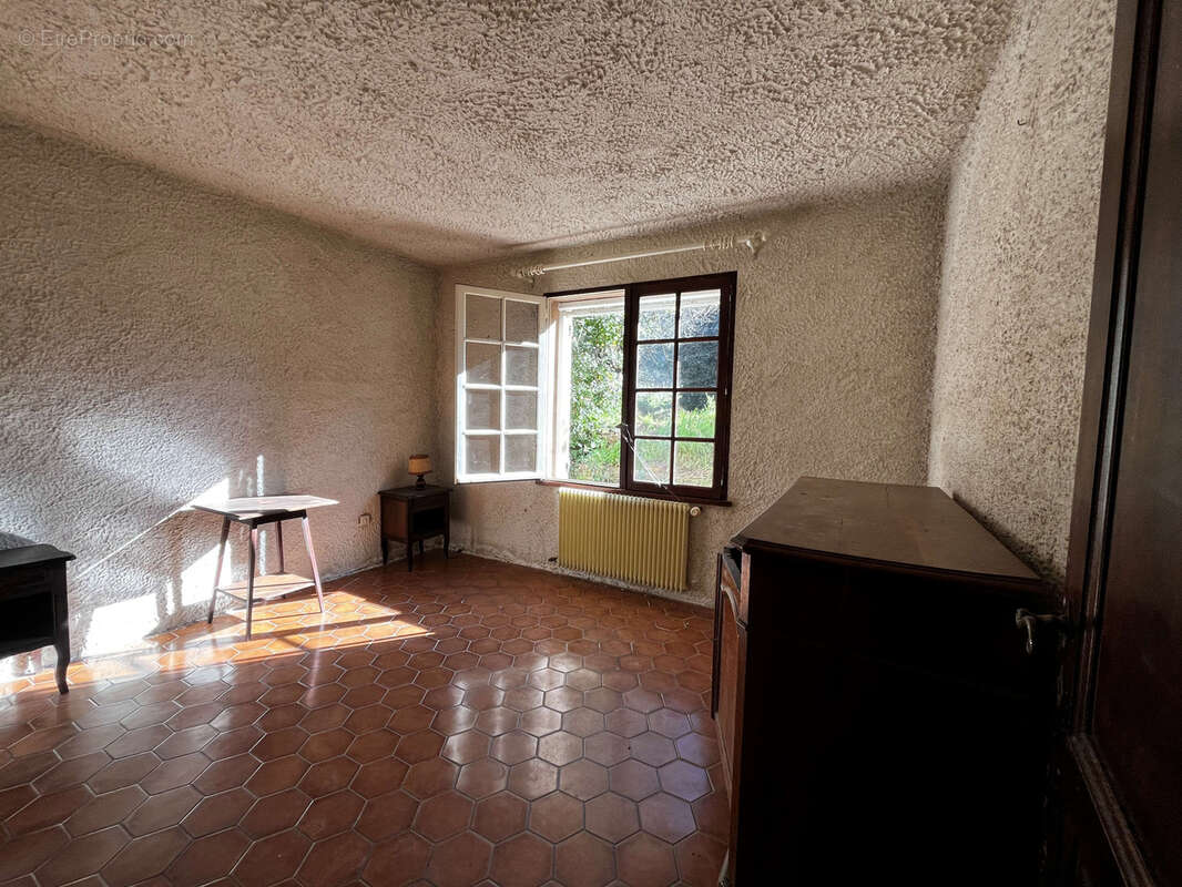 Maison à LA GARDE-FREINET