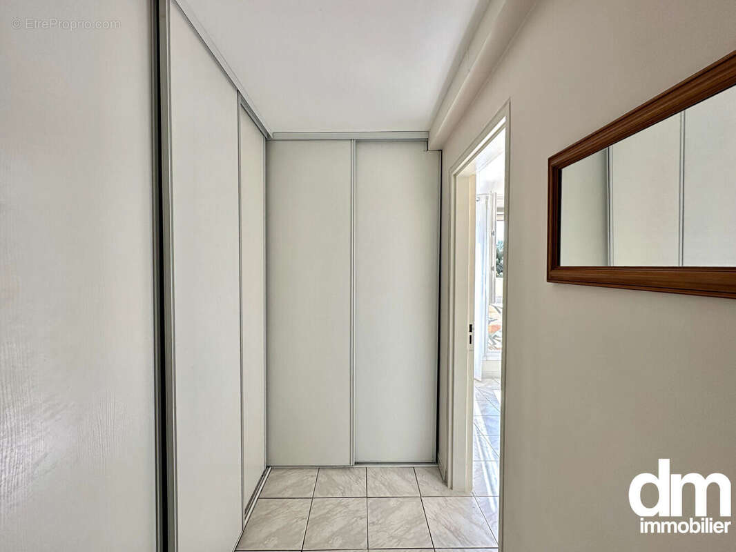 Appartement Martigues 5 pièce(s) 94.37 m2 - photo 13