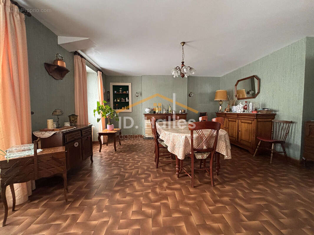 Maison Cosse Le Vivien - 136 m2 - photo 14