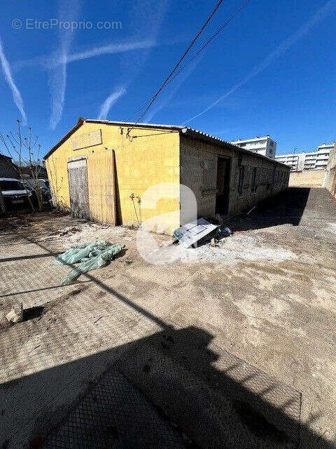 Commerce à SOISSONS